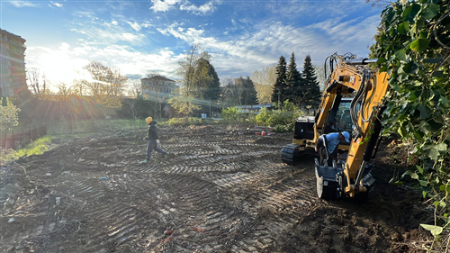 Messa in sicurezza area verde tra Passeggiata Piola e Corso Bagni: intervento a tutela di cittadini e bambini